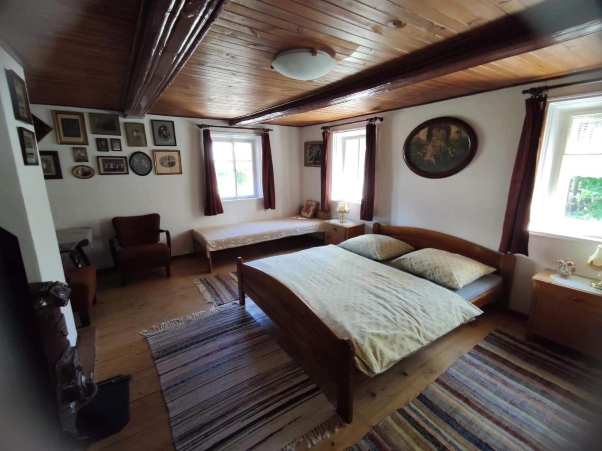 Cafe Nostalgie Ctyrluzkovy Apartman Krásná Lípa 外观 照片