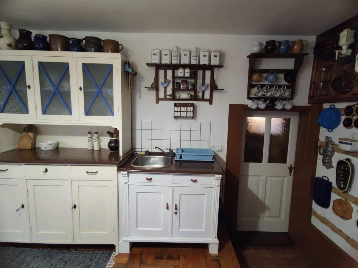 Cafe Nostalgie Ctyrluzkovy Apartman Krásná Lípa 外观 照片