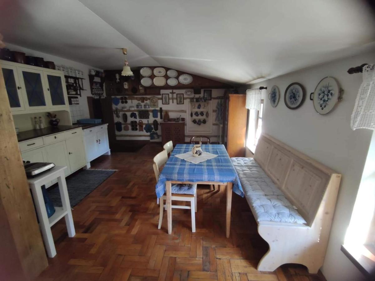 Cafe Nostalgie Ctyrluzkovy Apartman Krásná Lípa 外观 照片